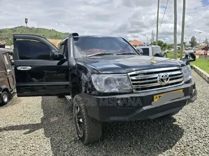 Toyota Land Cruiser 2006 Black