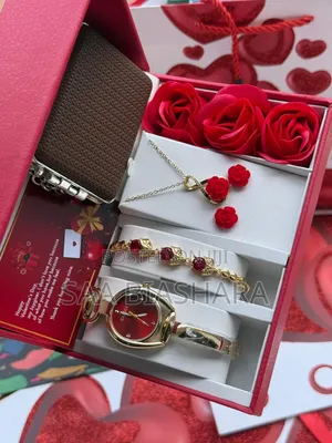 New Gucci Gold and Red Classic and Luxury Valentine Set for Valentine