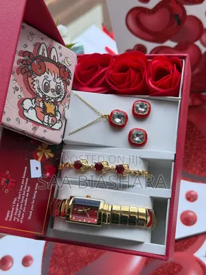 New Dolce Gabbana Red and Gold Classit Set for Valentine