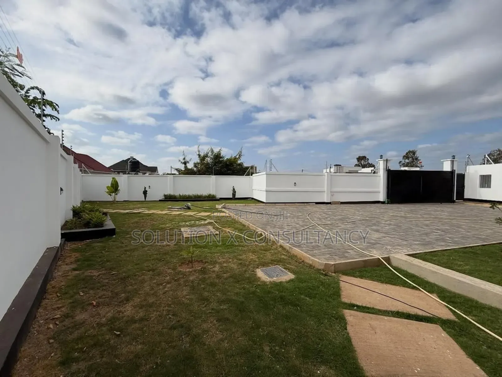 5bdrm House in Kunduchi for rent