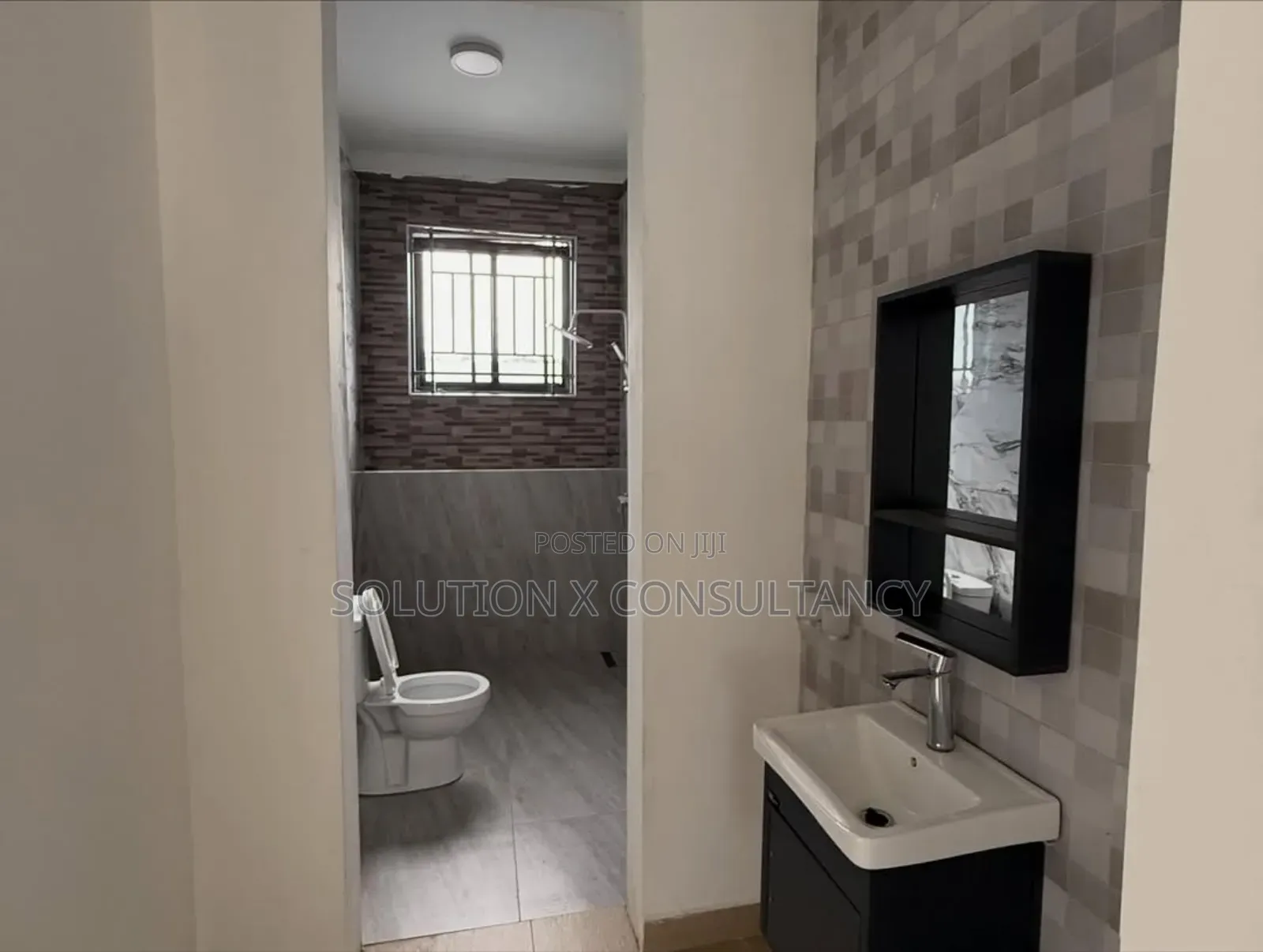 5bdrm House in Kunduchi for rent