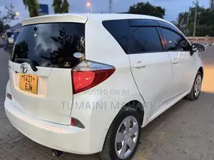 Toyota Ractis 2013 White
