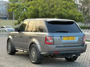 Land Rover Range Rover Sport 2010 Gray