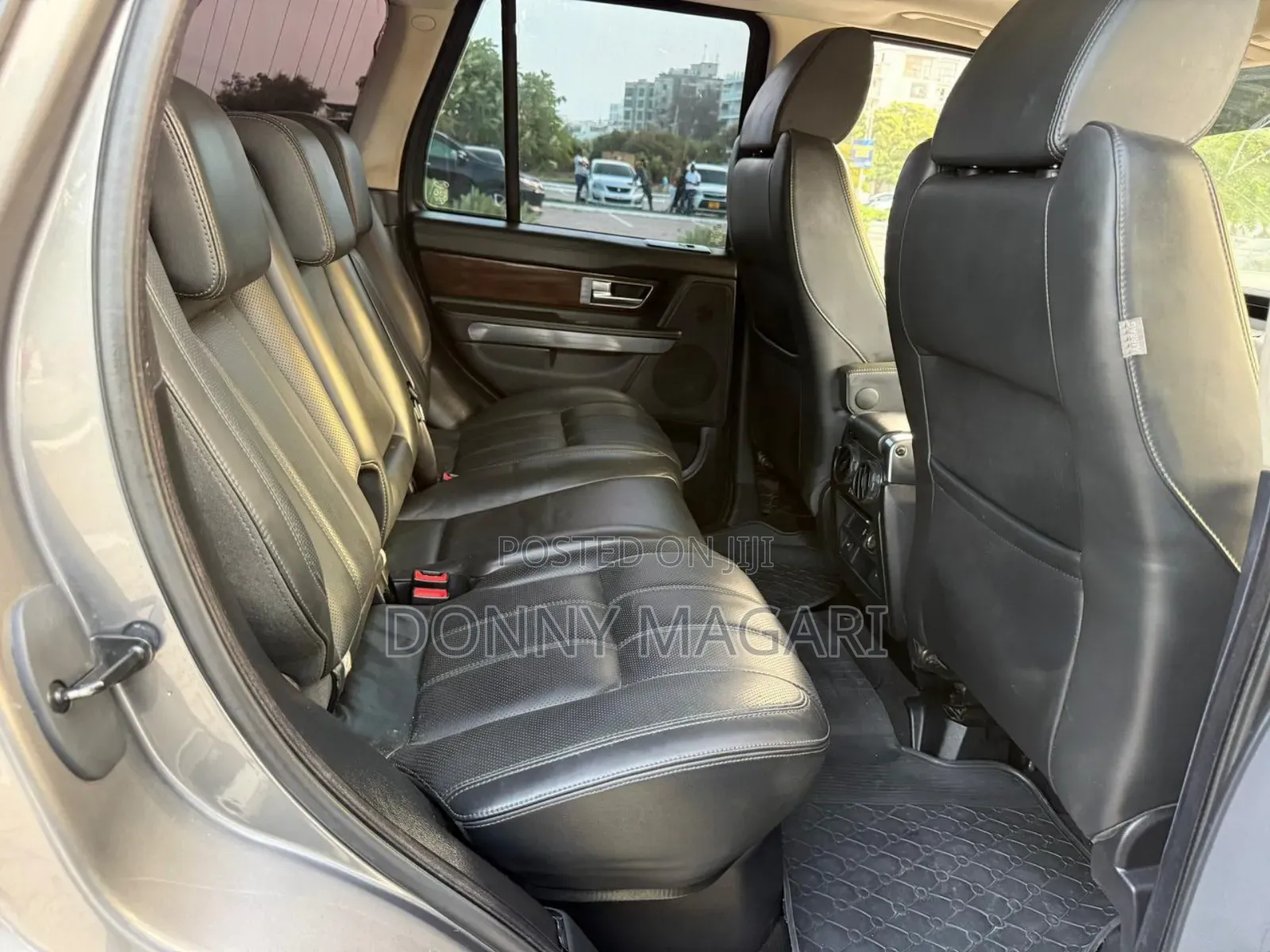 Land Rover Range Rover Sport 2010 Gray