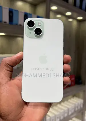 Apple iPhone 15 128 GB Green