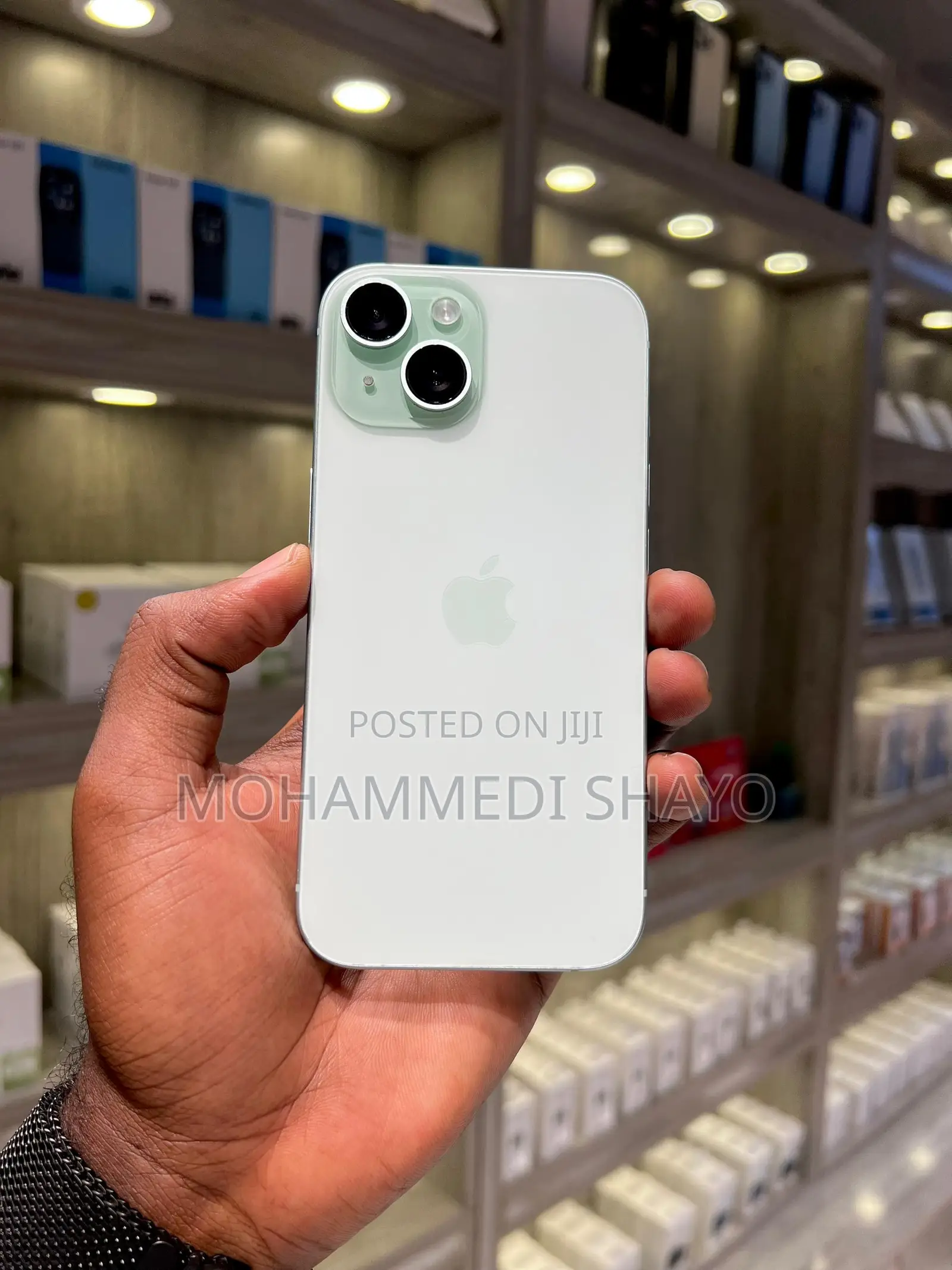 Apple iPhone 15 128 GB Green