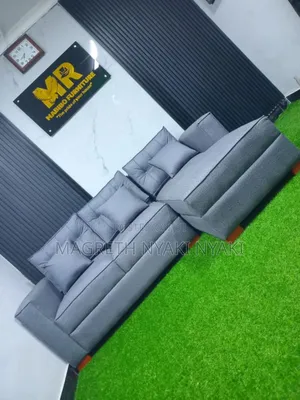 Nauza Sofa Shape L Mpya Kabisa Zipo Tayari