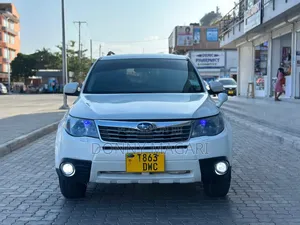 Subaru Forester 2009 White