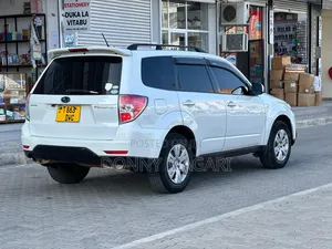 Subaru Forester 2009 White
