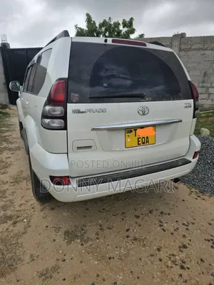 Toyota Land Cruiser Prado 2006 White