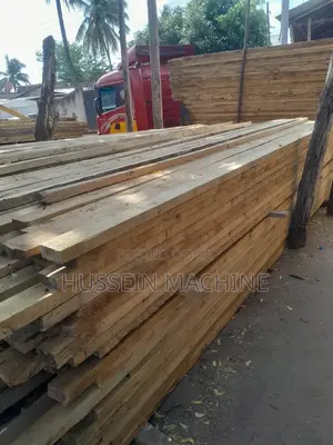 Timber 2×4 (Mbao) Ndefu Feet 18 Treated