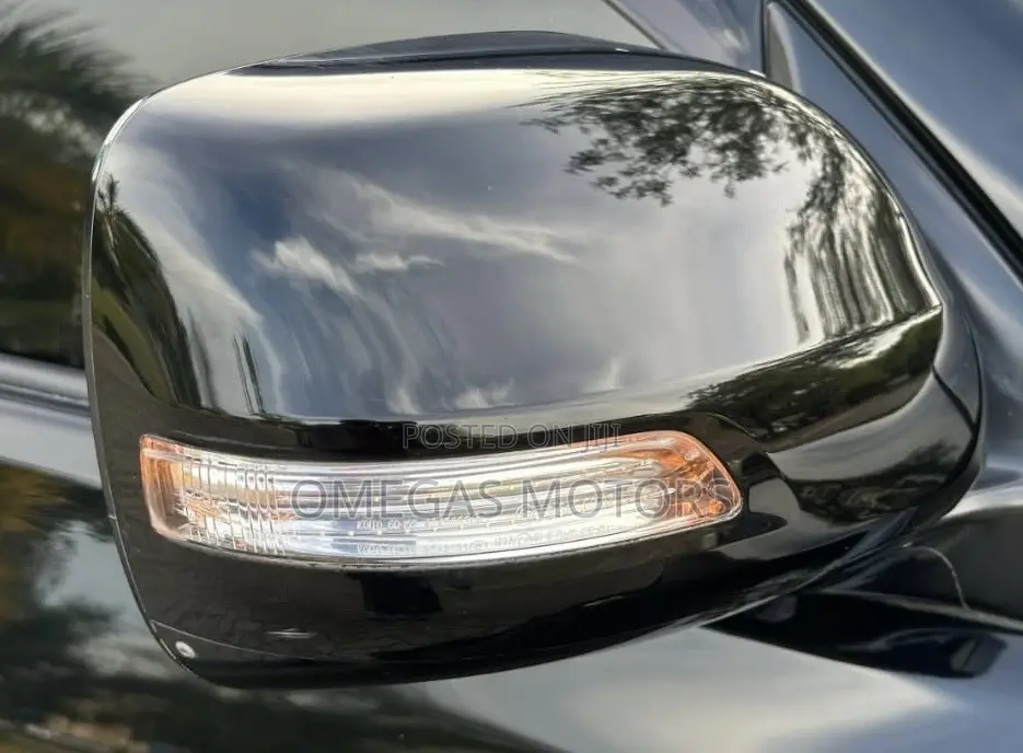 Toyota Land Cruiser Prado 2011 Black