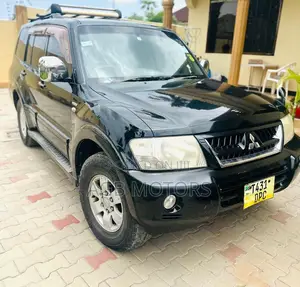 Mitsubishi Pajero 2007 Black