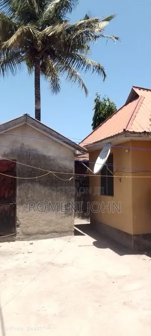 4bdrm House in Tanzania Daresalaam, Ilala for sale