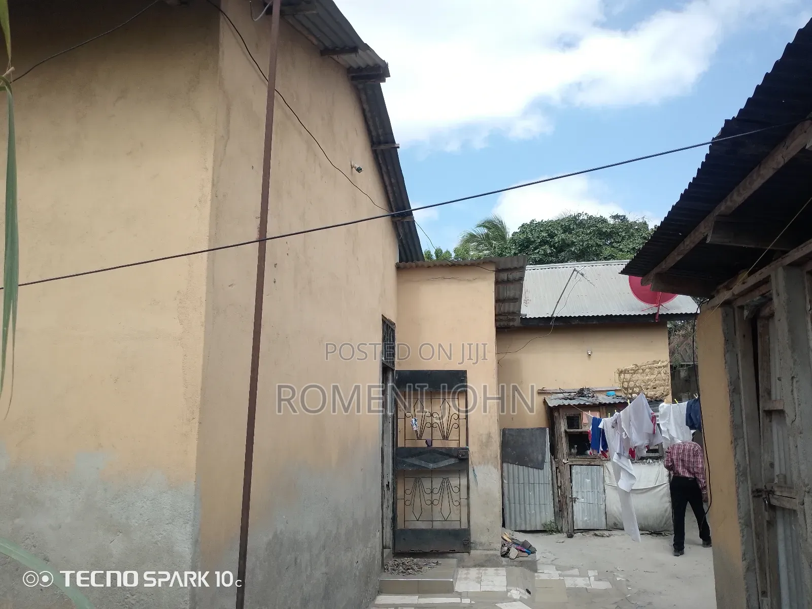 5bdrm House in Tanzania Daresalaam, Ilala for sale