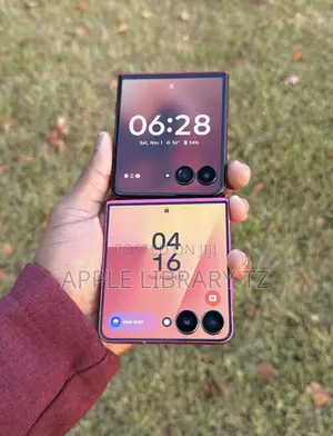 Motorola Razr (2023) 256 GB Red