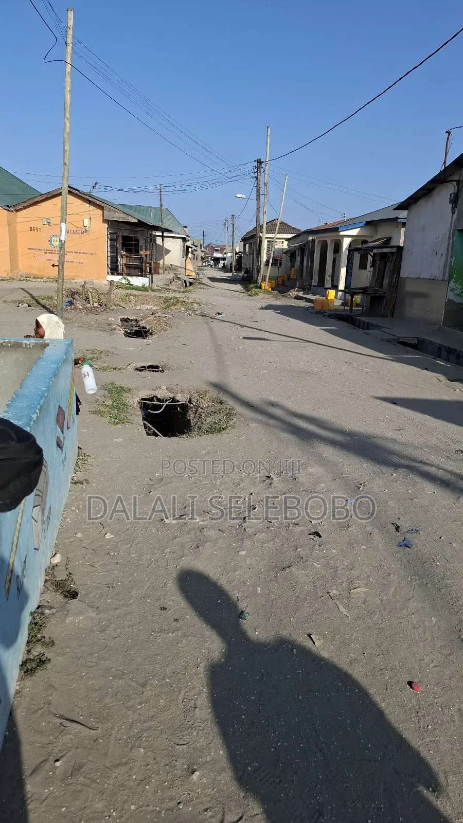 6bdrm Bungalow in Manzese for sale
