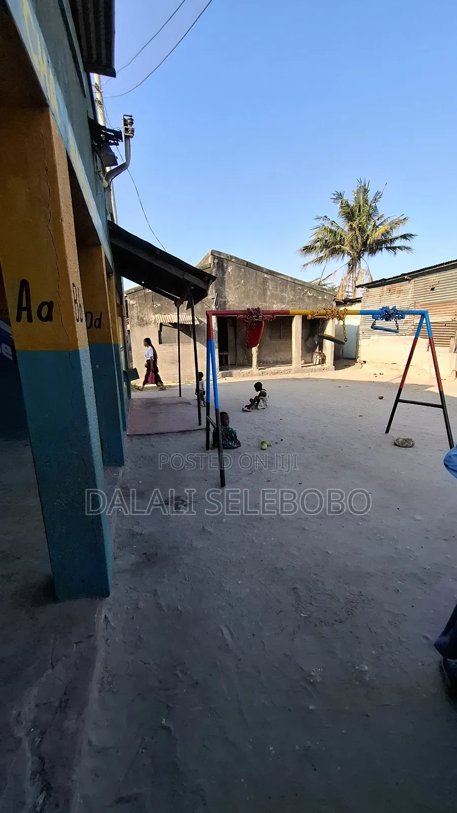 6bdrm Bungalow in Manzese for sale
