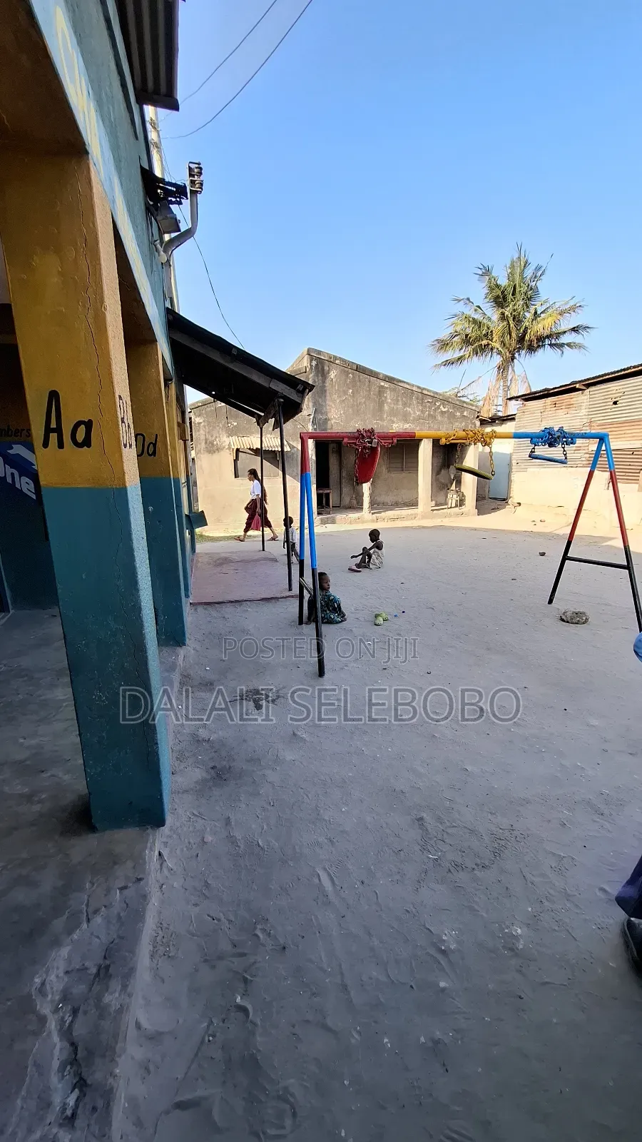 6bdrm Bungalow in Manzese for sale