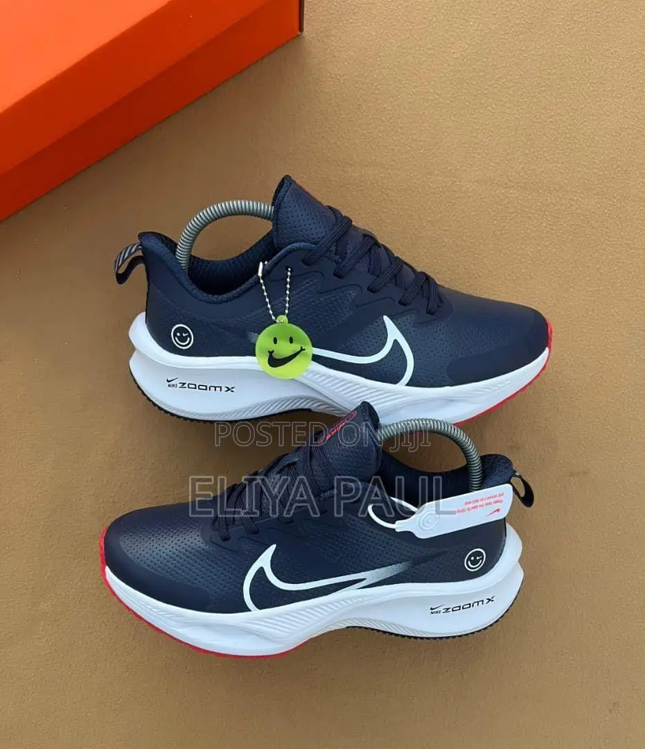 Nike Zoom Sneaker