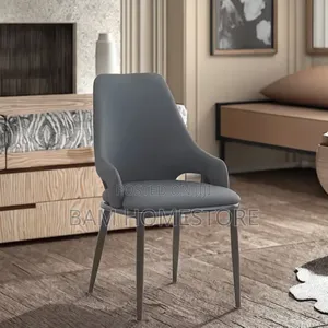 Luxury Nordic Minimalist Upholstered Dining Chair - Sleek Design