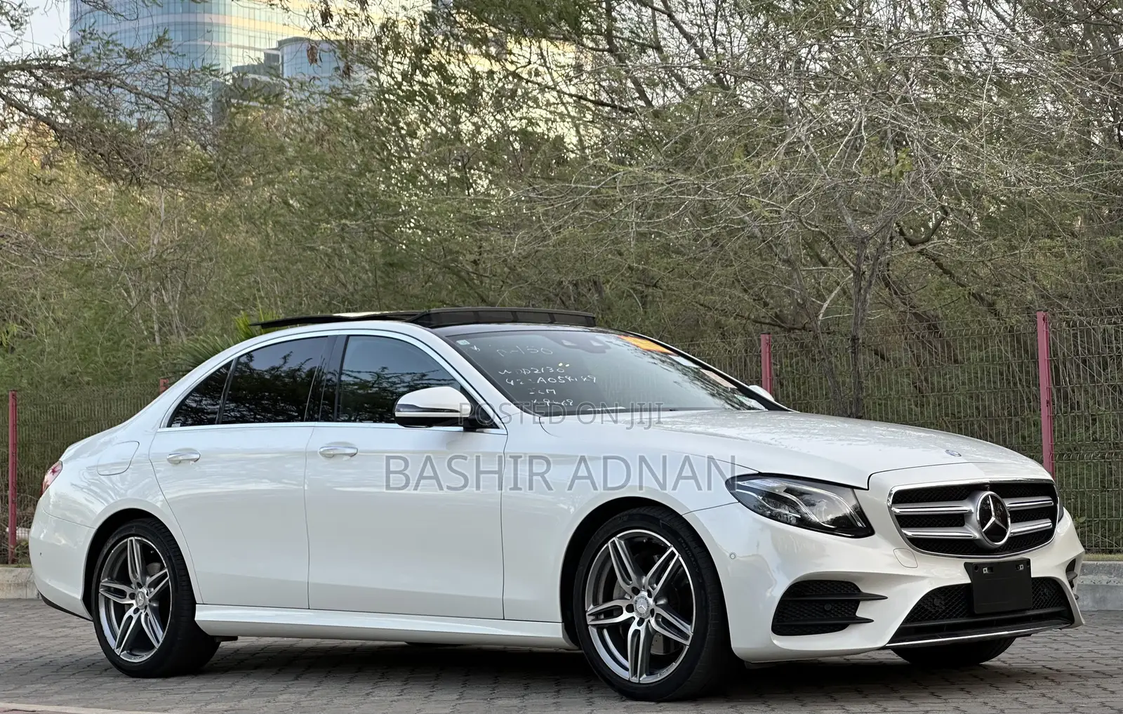 Mercedes-Benz E200 2017 Pearl