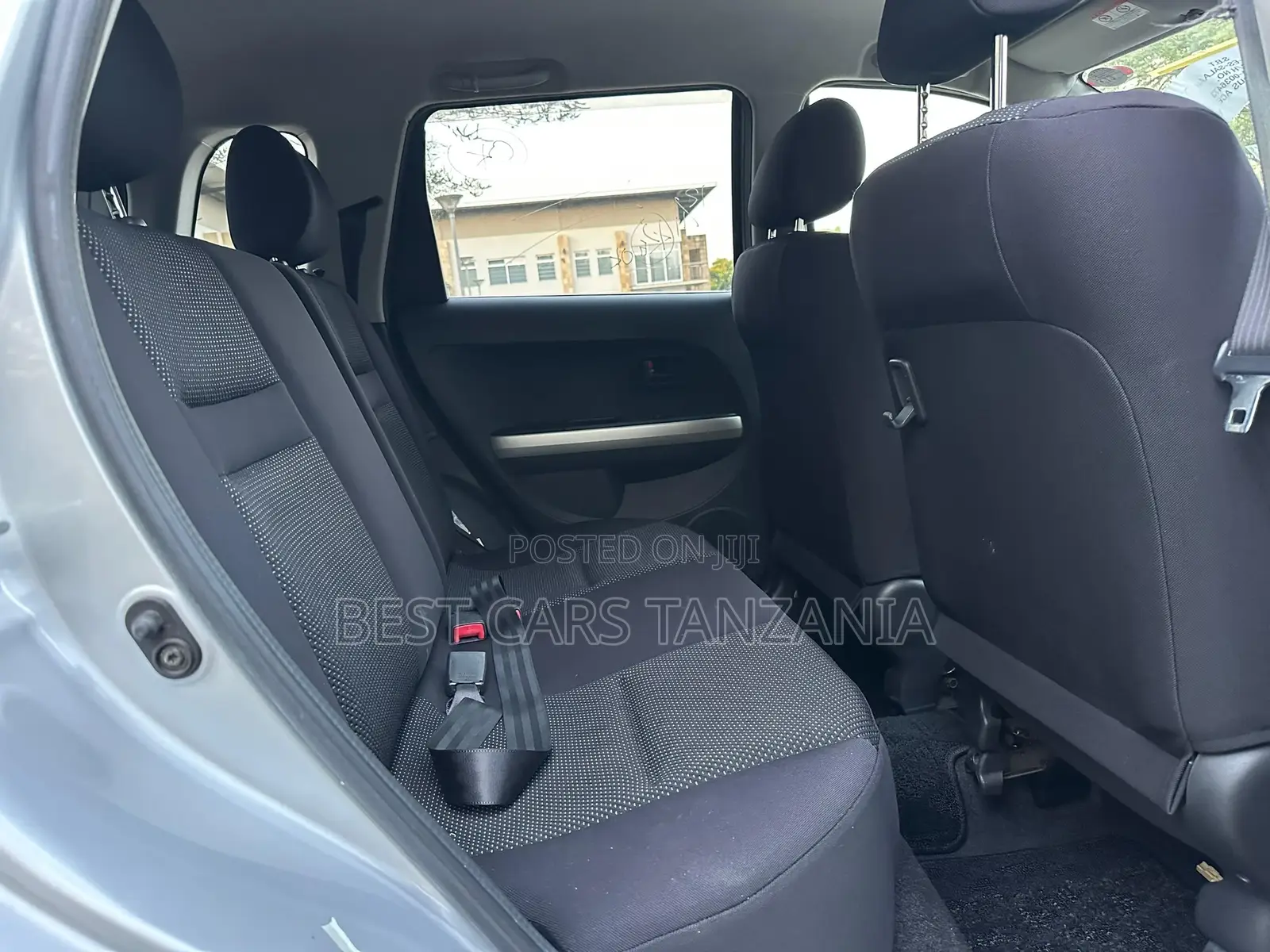 Toyota IST 2003 Silver