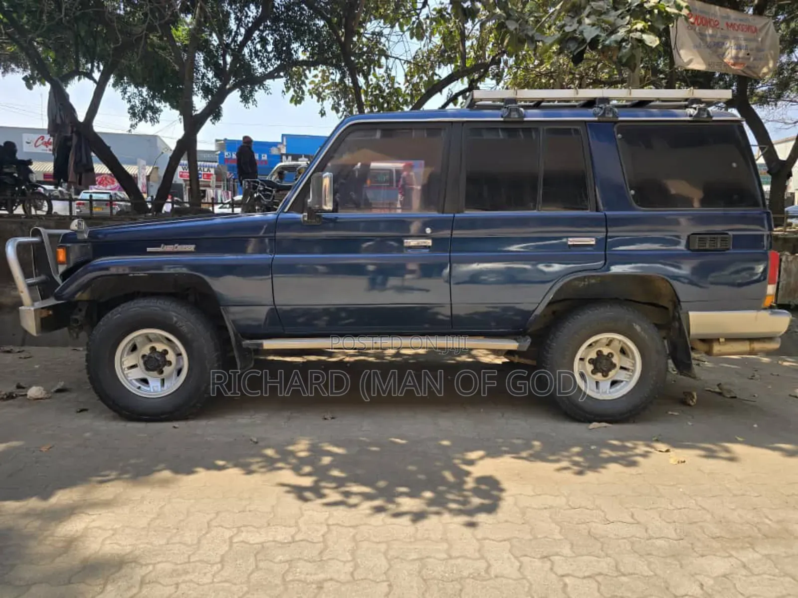 Toyota Land Cruiser 90 1997 Blue