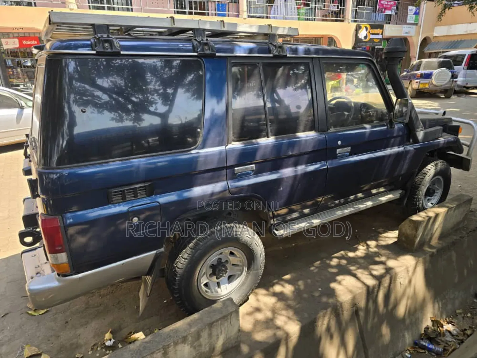 Toyota Land Cruiser 90 1997 Blue