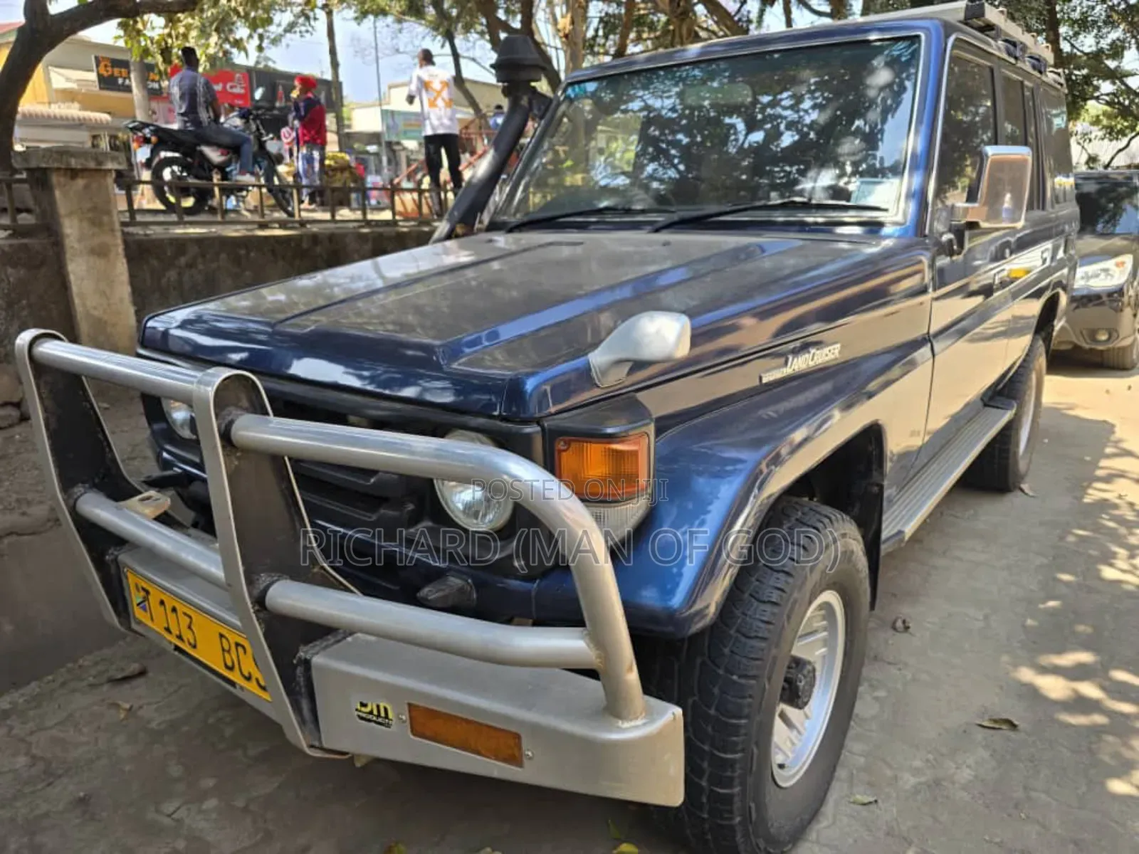 Toyota Land Cruiser 90 1997 Blue