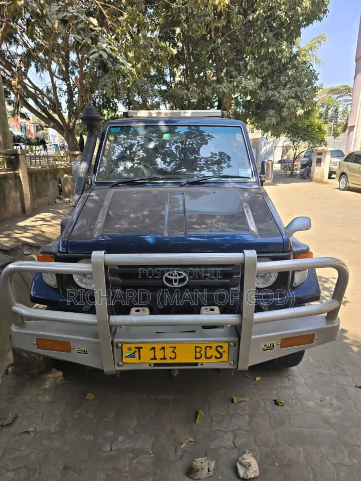Toyota Land Cruiser 90 1997 Blue