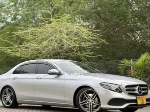Mercedes-Benz E200 2017 Silver