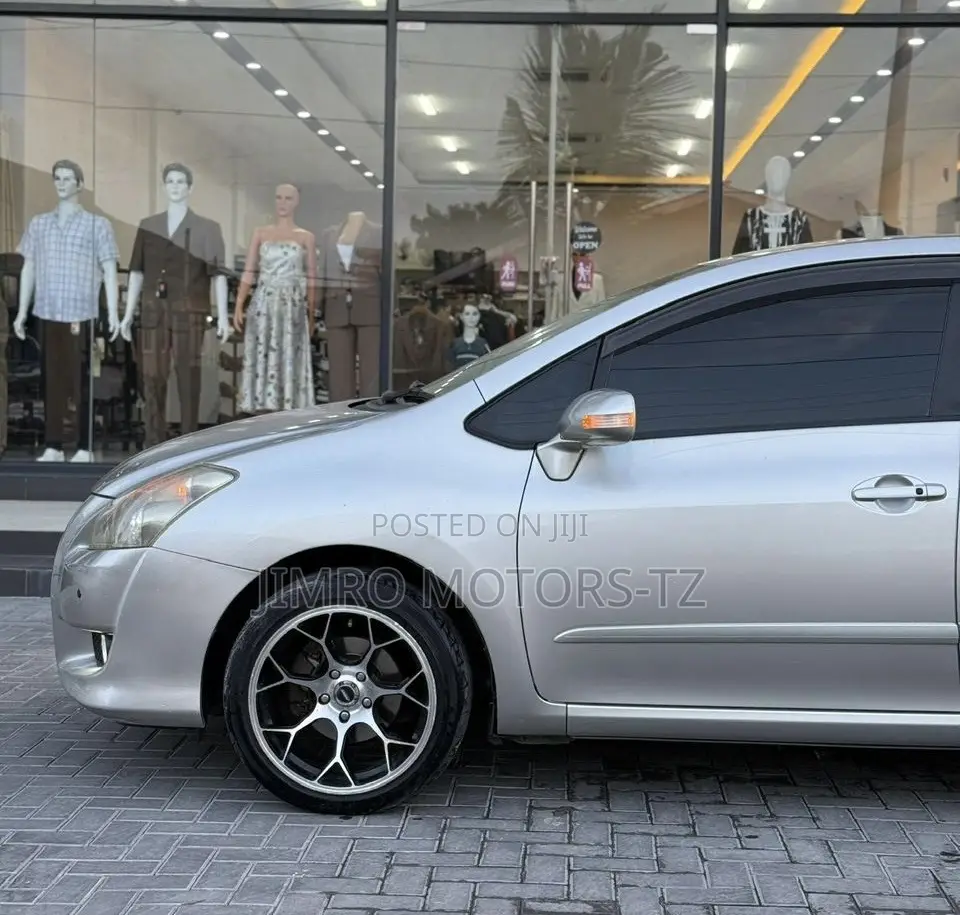 Toyota Blade 2006 Silver