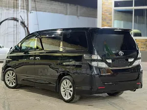 Toyota Vellfire 2010 Black