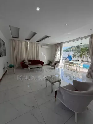 6bdrm Mansion in Ada Estate for rent