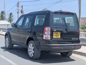 Land Rover Discovery 2013 Black
