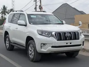 Toyota Land Cruiser Prado 2019 White
