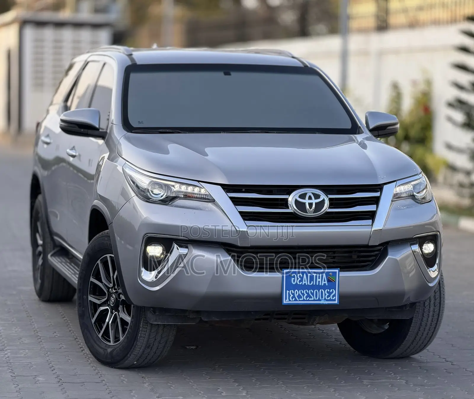Toyota Fortuner 2.8 D AWD 2018 Silver