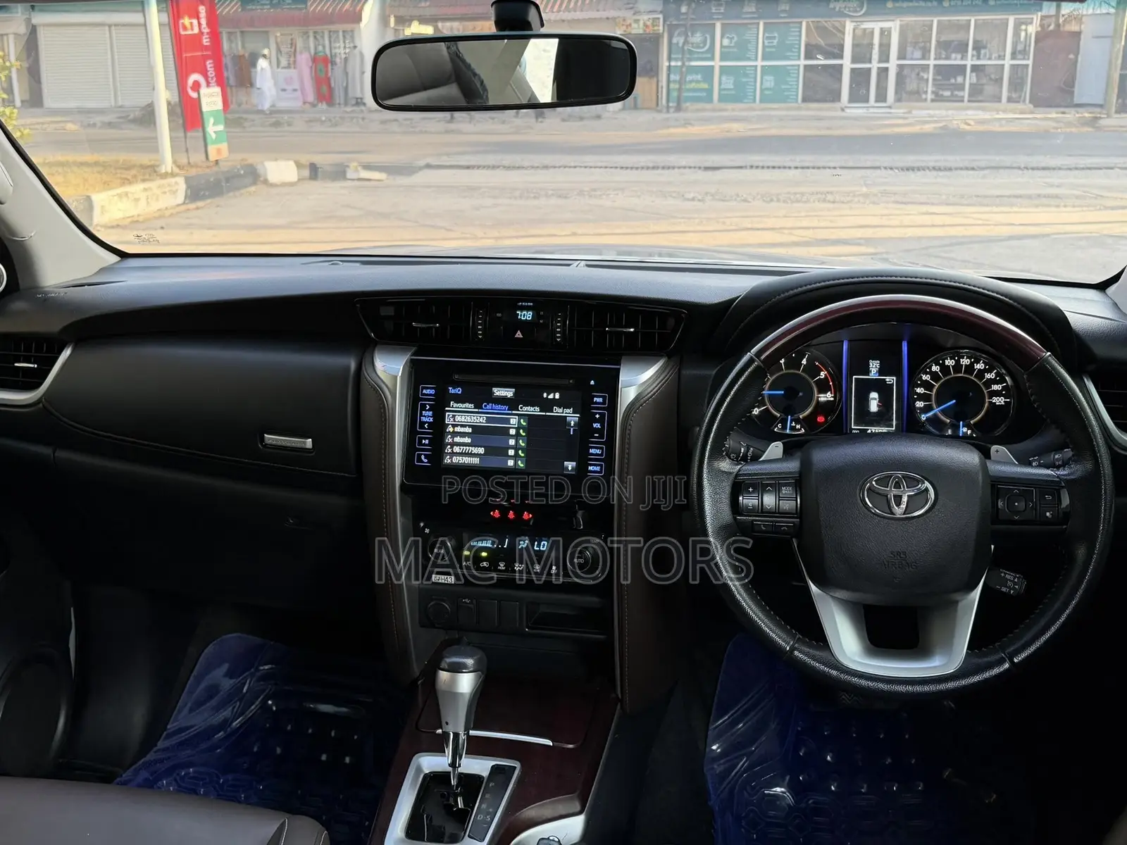 Toyota Fortuner 2.8 D AWD 2018 Silver