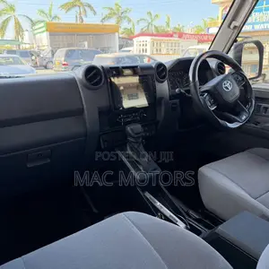 Toyota Land Cruiser 2013 Beige
