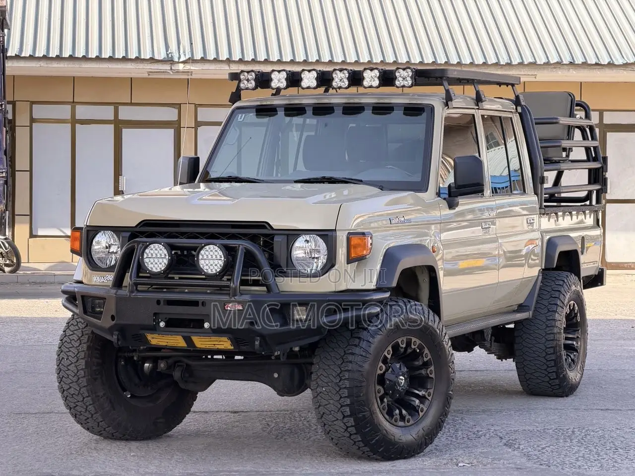 Toyota Land Cruiser 2013 Beige