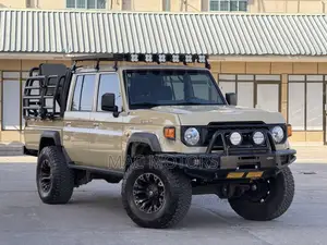 Toyota Land Cruiser 2013 Beige