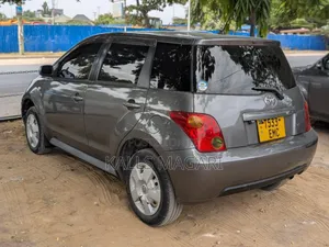 Toyota IST 2004 Gray
