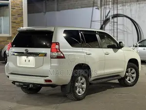 Toyota Land Cruiser Prado 2014 White