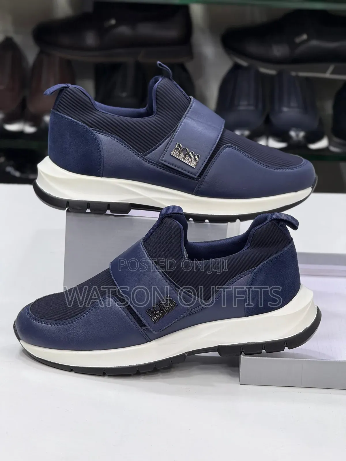 Men's Leather Shoes Very Beautiful Loewe Burberry and Boss Branded