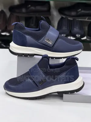 Men's Leather Shoes Very Beautiful Loewe Burberry and Boss Branded