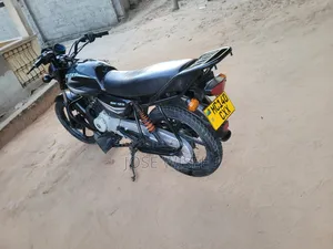 Bajaj Boxer 125 2025 Black