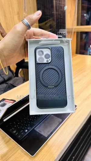 iPhone 15 Pro Max Cover