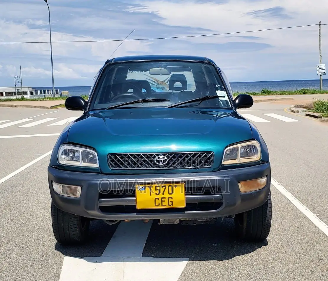 Toyota RAV4 2001 Green