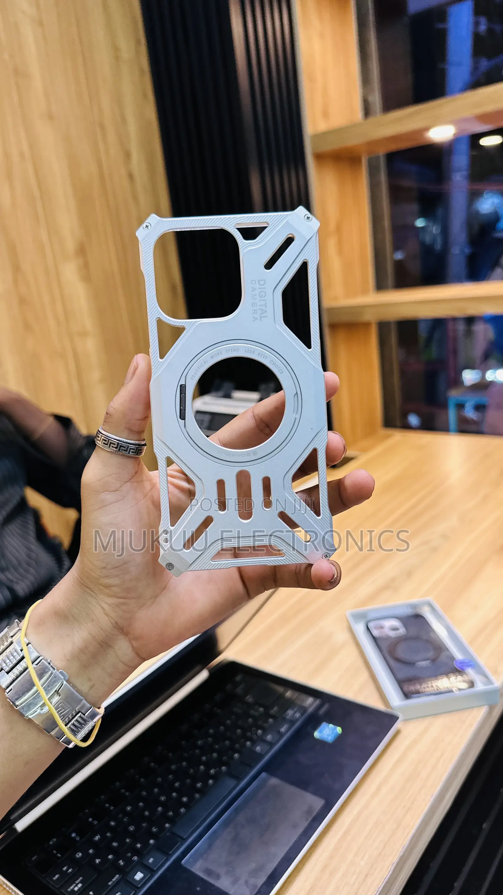 Metal iPhone 16 Pro Max Case